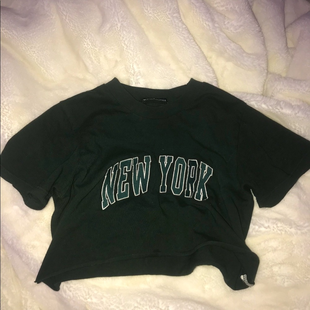 Green “New York” Cropped top